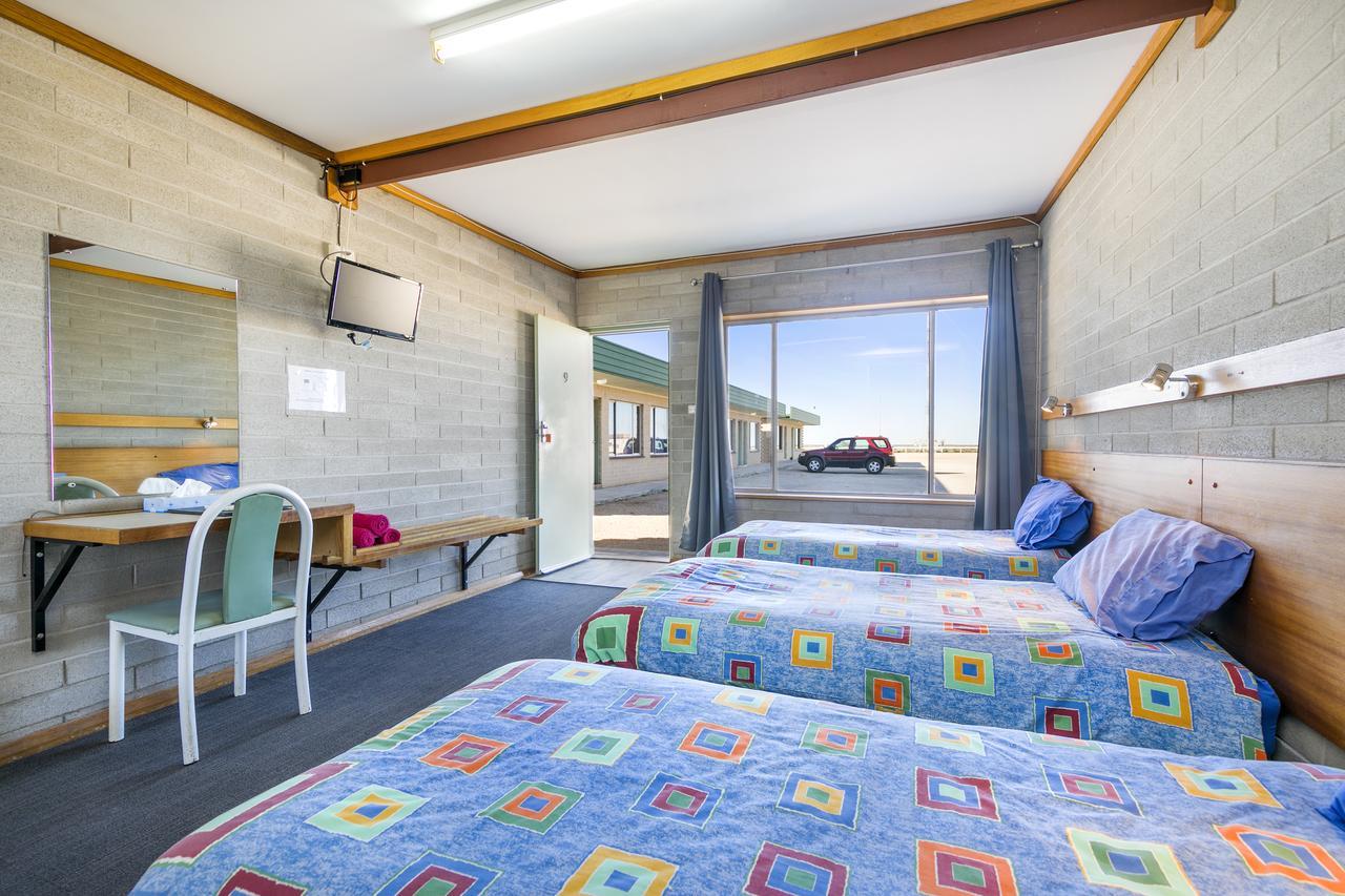 Готель Nullarbor Roadhouse Екстер'єр фото