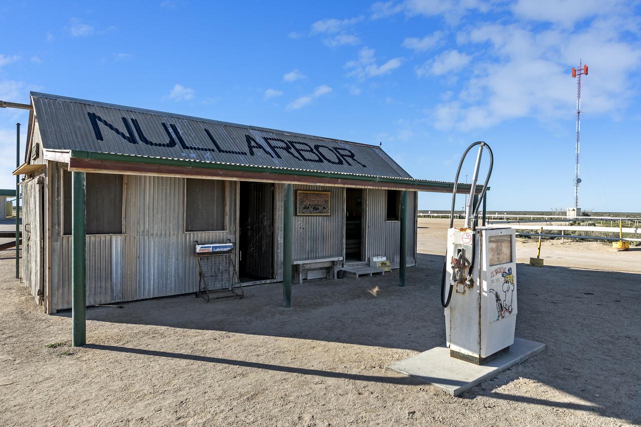 Готель Nullarbor Roadhouse Екстер'єр фото